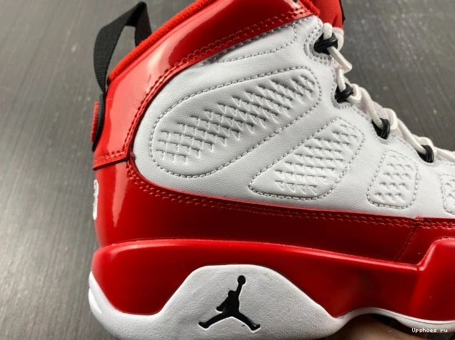 302370-160 White 9 Retro Gym Red Jordan 0419